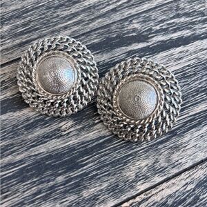 Elegant Silver Chain Design Earrings